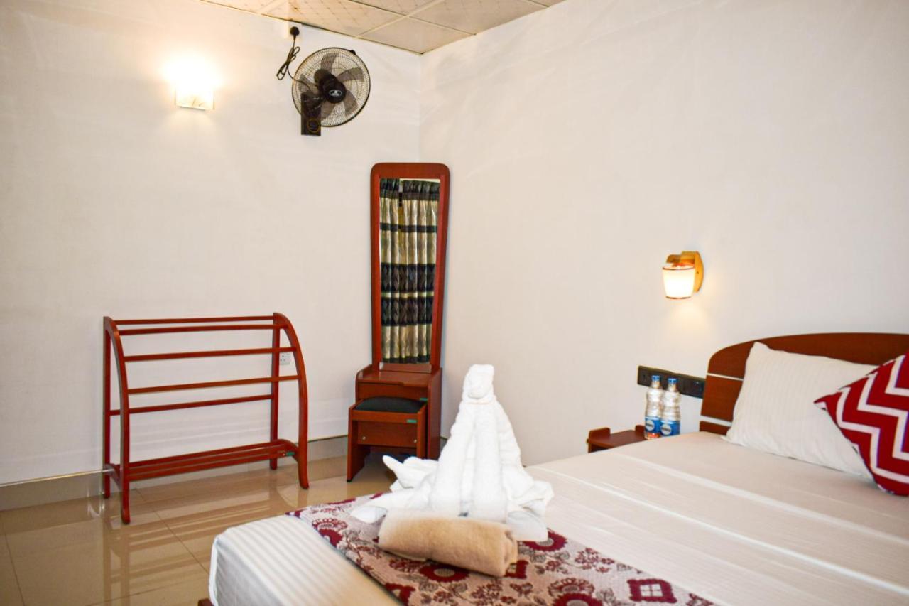 Palitha Homestay Sigiriya Buitenkant foto