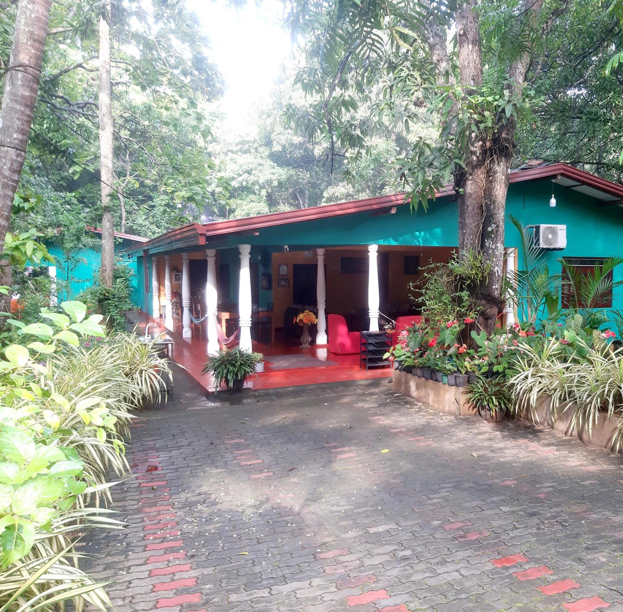 Palitha Homestay Sigiriya Buitenkant foto