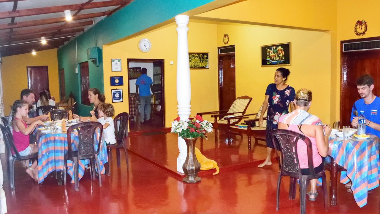 Palitha Homestay Sigiriya Buitenkant foto